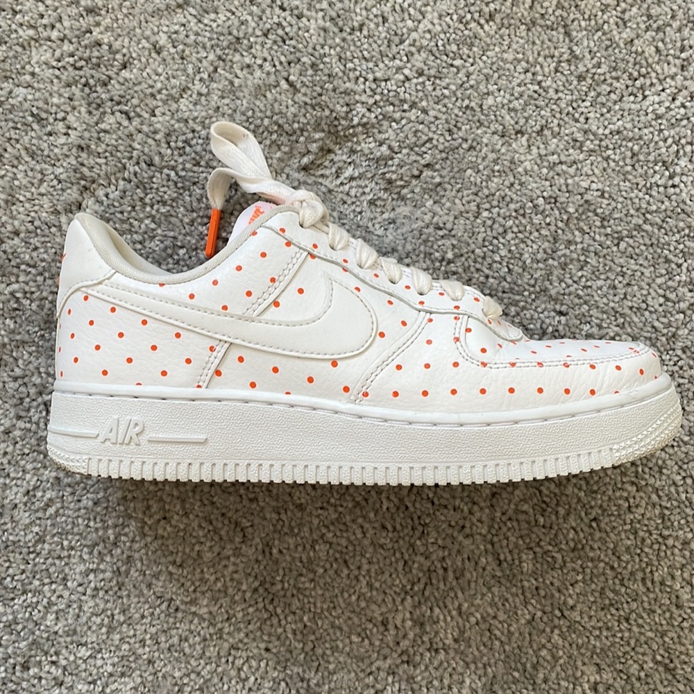 Nike WMNS Air Force 1 '07 Low 'Polka Dots' so 6.5